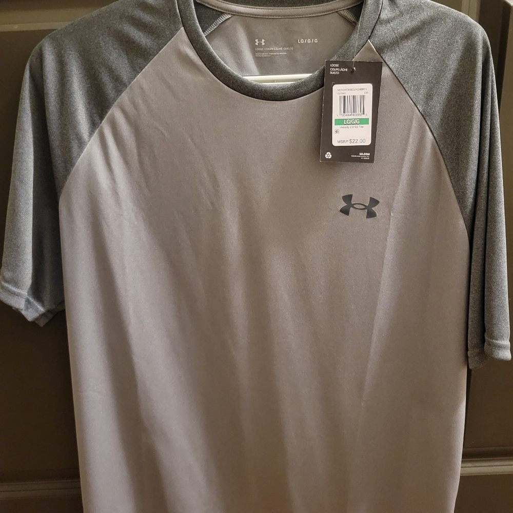 Under Armour Mens Shirt (Large)